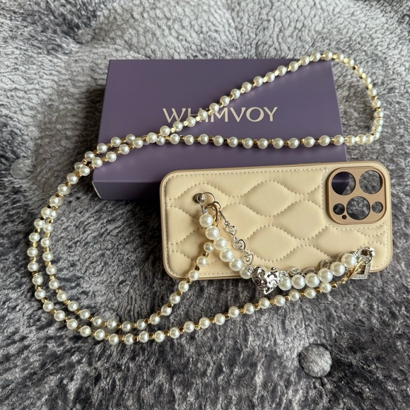 WHIMVOY Pearl Chained 16 Pro Max iPhone case w/detachable cross-body strap NIB - Picture 6 of 8